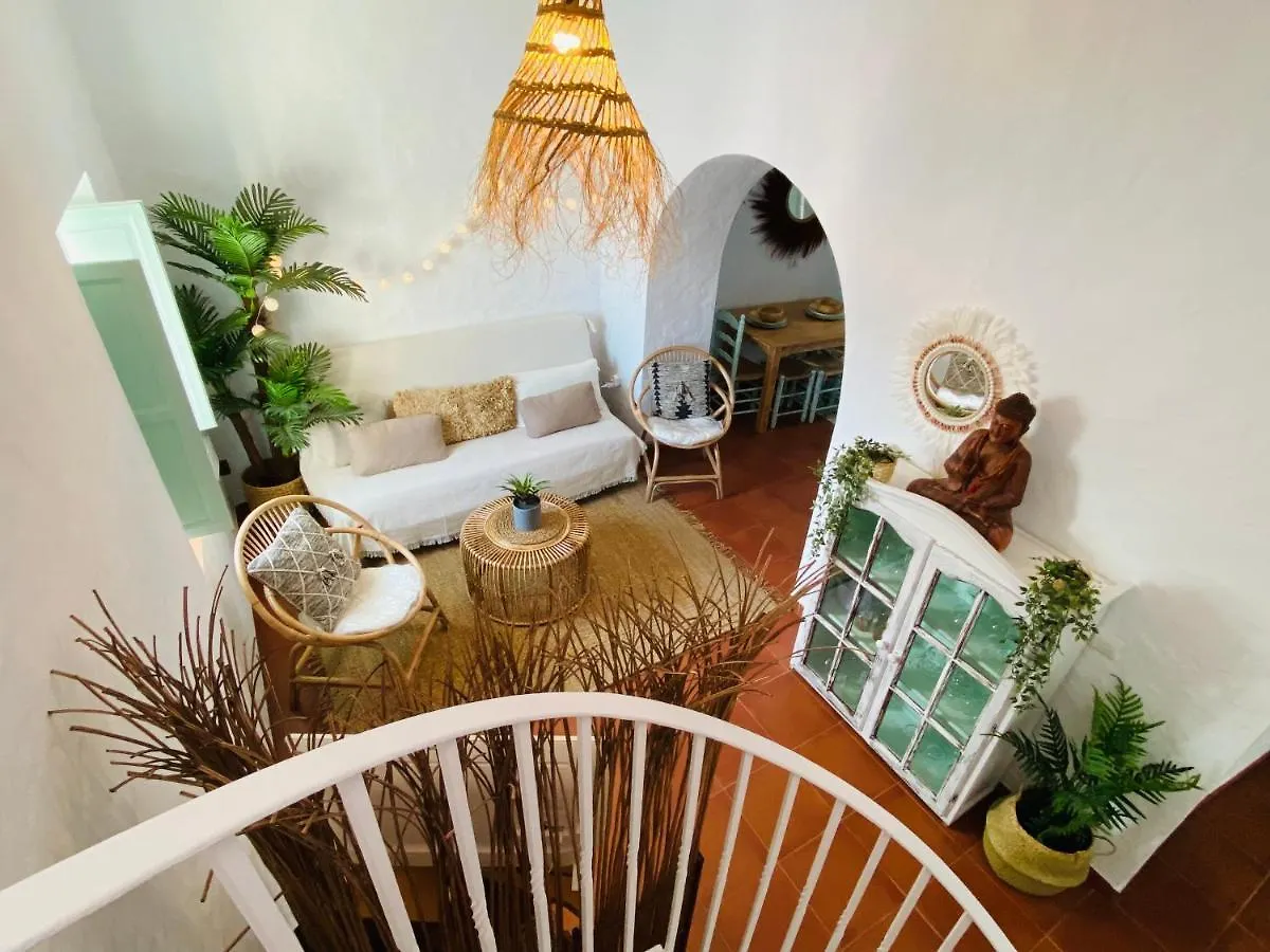 Apartamento Casa Bali. Duplex con terraza privada en centro Vejer de la Frontera 0*,  España